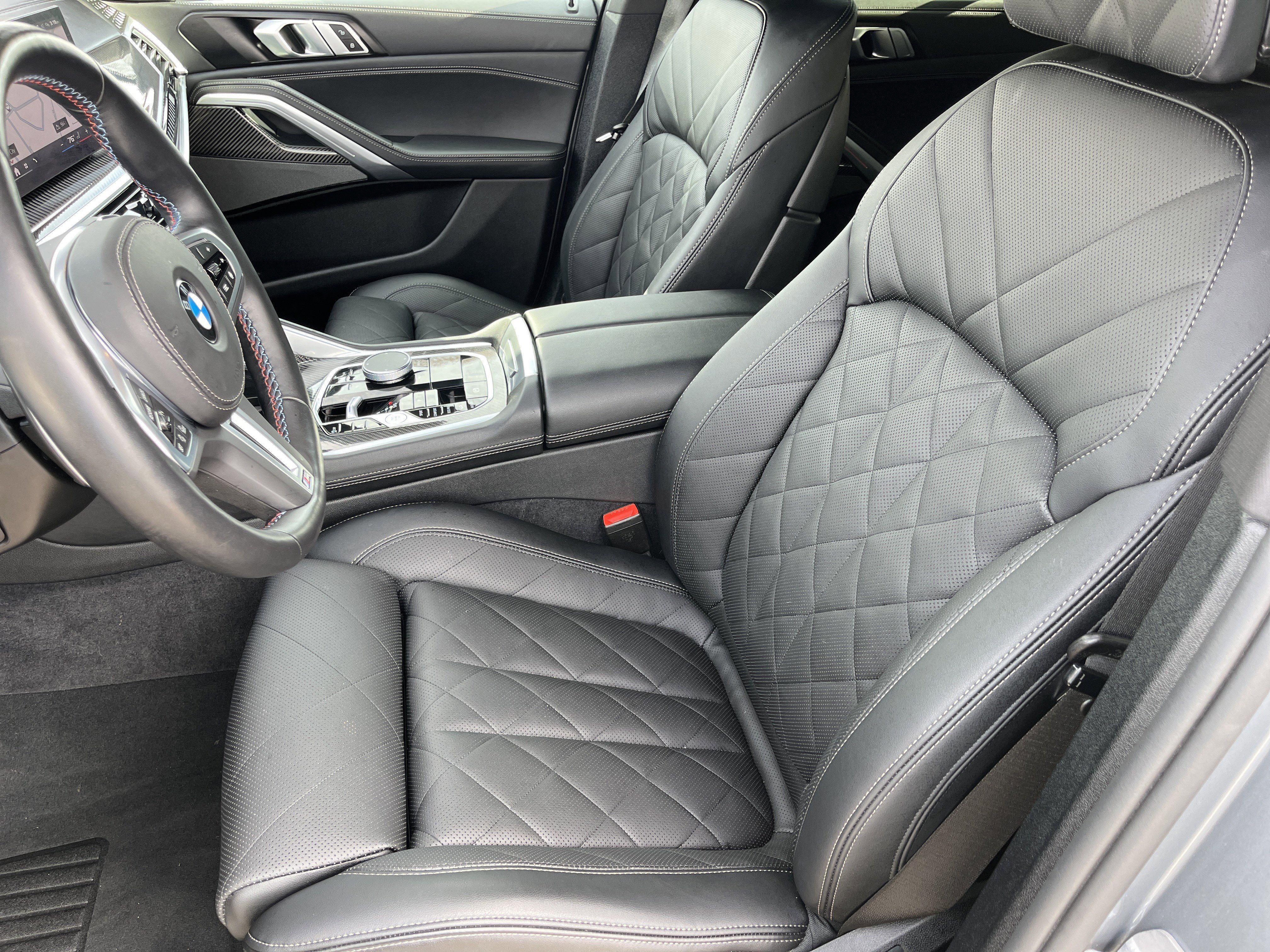 Certified 2026 BMW X6 M60i AWD/4WD image 44
