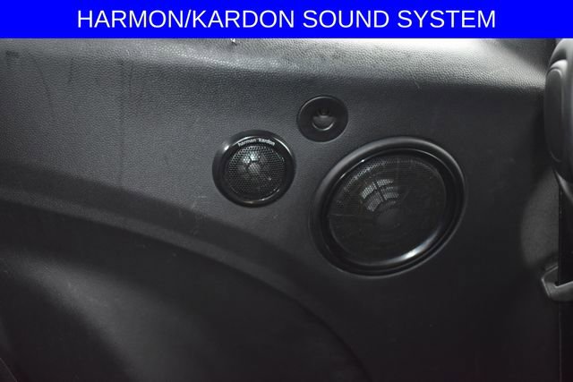Used 2019 MINI Cooper S w/ Signature Upholstery Package FWD image 6