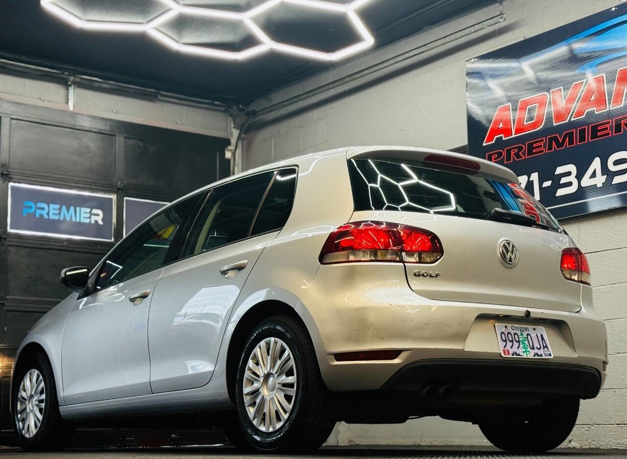 Used 2014 Volkswagen Golf 4-Door FWD image 9