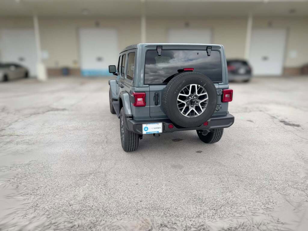 New 2026 Jeep Wrangler Sahara image 9