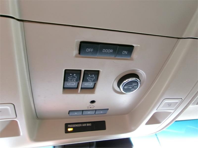 Used 2017 Chevrolet Tahoe Premier image 33