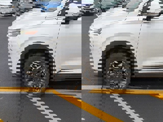 Used 2022 Hyundai Santa Fe Limited image 10