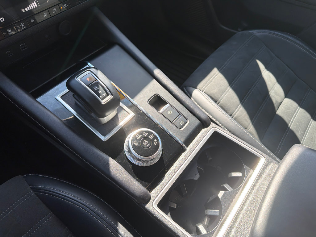 Used 2024 Mitsubishi Outlander SE FWD image 34