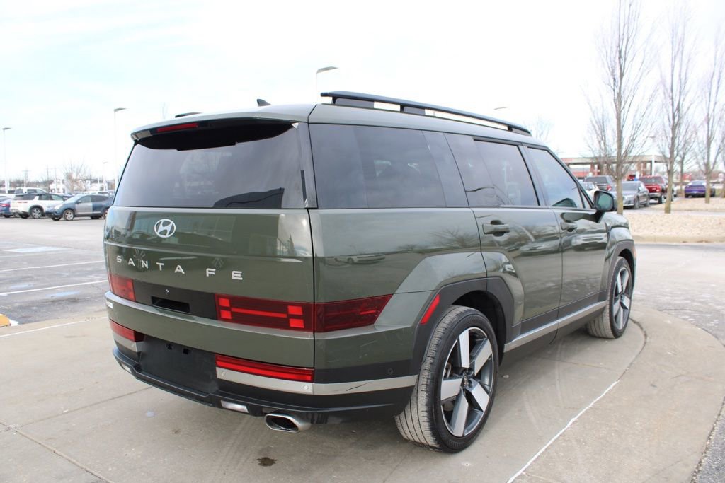 Used 2024 Hyundai Santa Fe Limited image 7