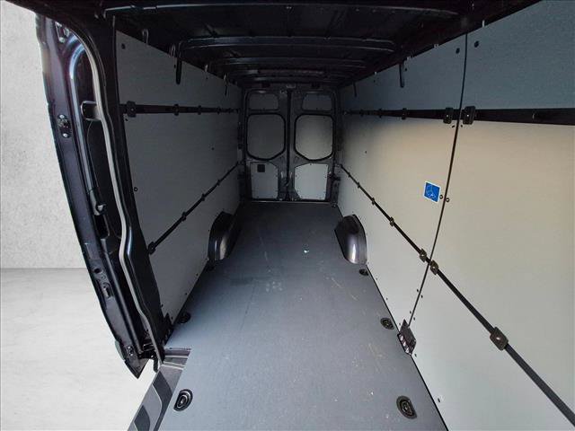 Used 2026 Mercedes-Benz Sprinter 2500 image 17