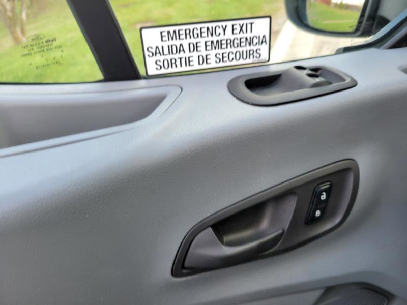 Used 2016 Ford Transit 350 XL image 17