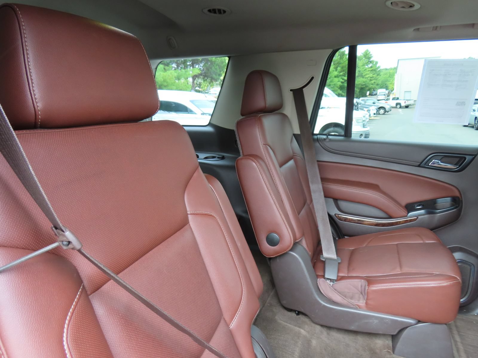 Used 2015 Chevrolet Tahoe LTZ AWD/4WD image 36