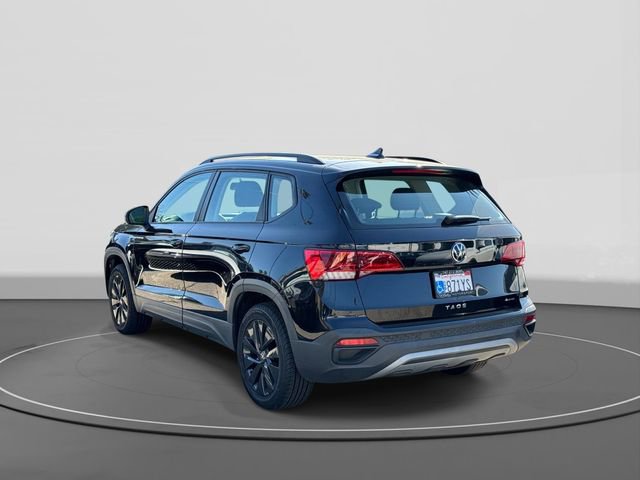 Certified 2022 Volkswagen Taos S image 3