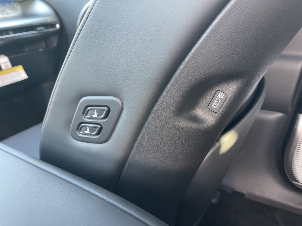 New 2026 Hyundai Ioniq 9 Calligraphy image 19