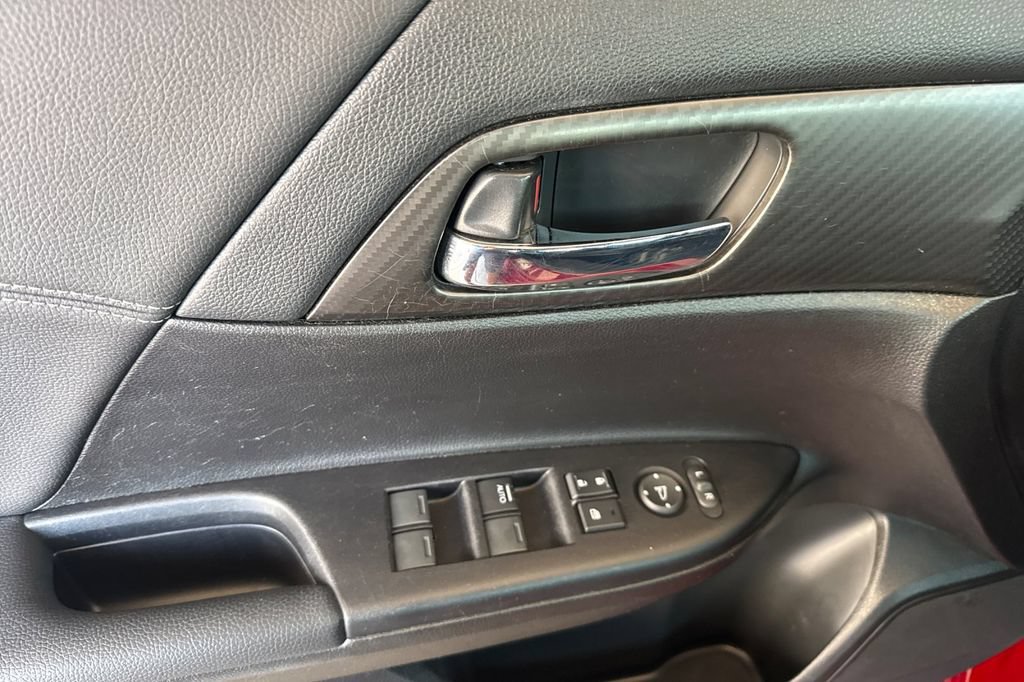 Certified 2017 Honda Accord Sport image 15