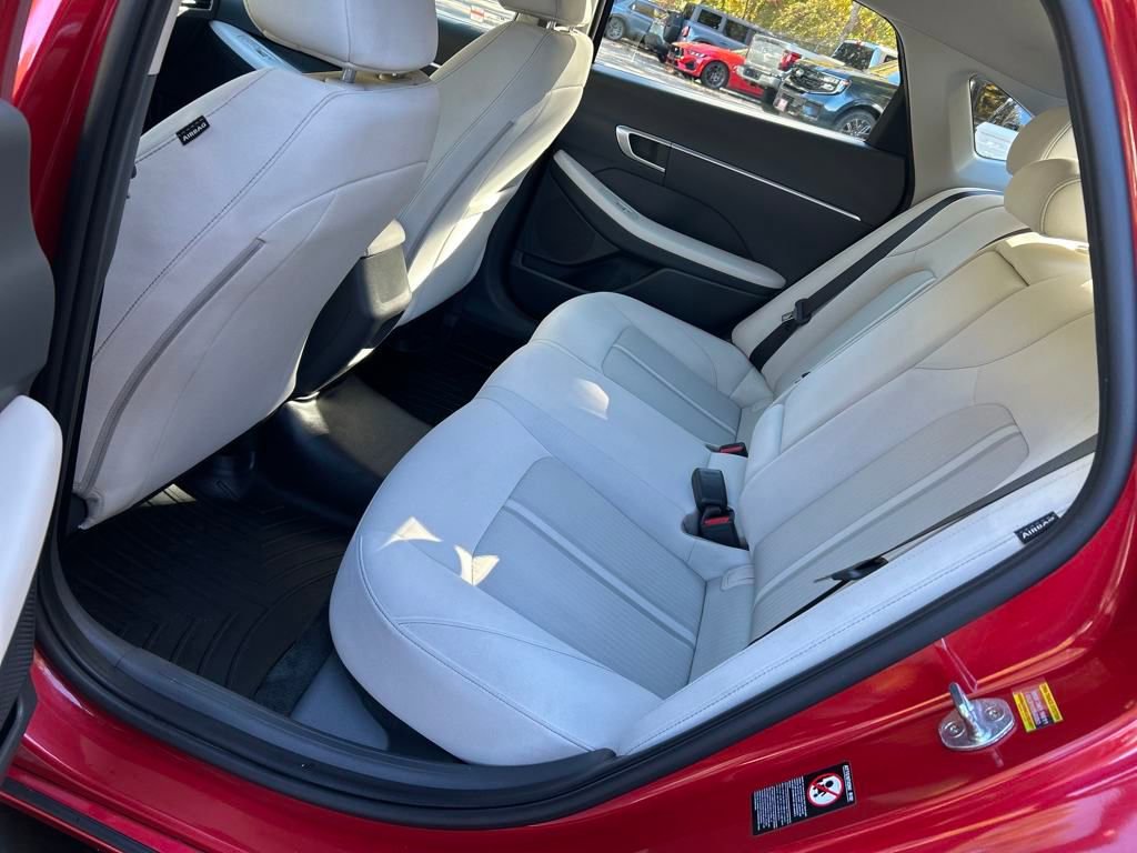 Used 2022 Hyundai Sonata SEL w/ Preferred Accessory Package image 22