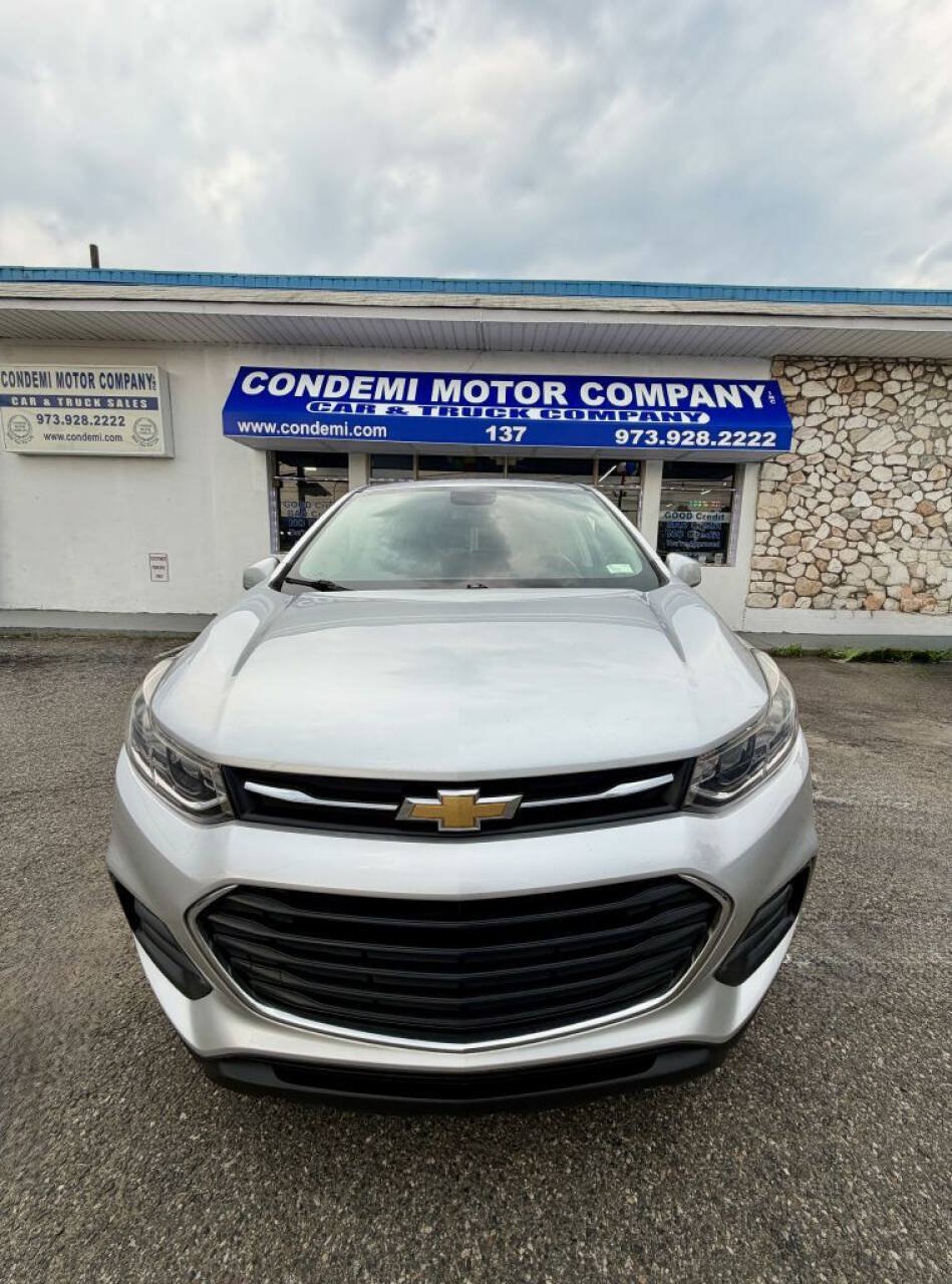Used 2018 Chevrolet Trax LS FWD image 3