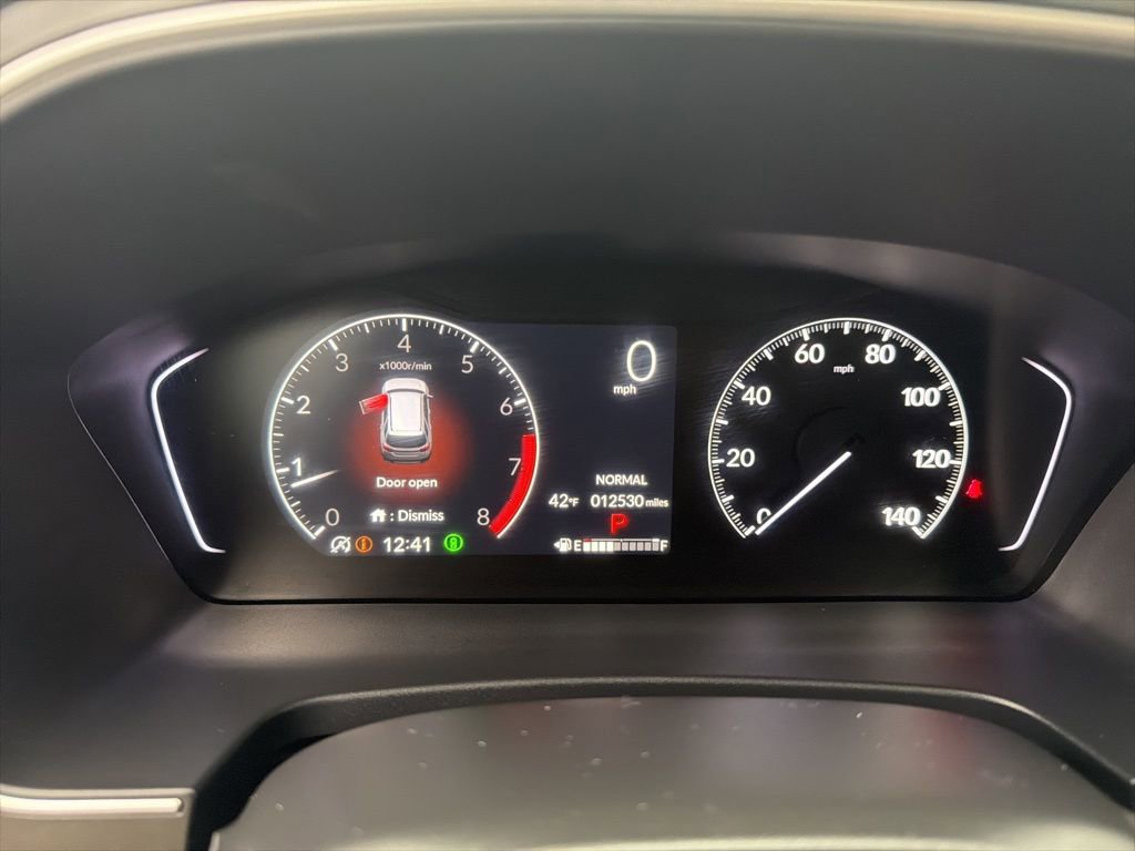 Used 2025 Honda Pilot Touring image 14