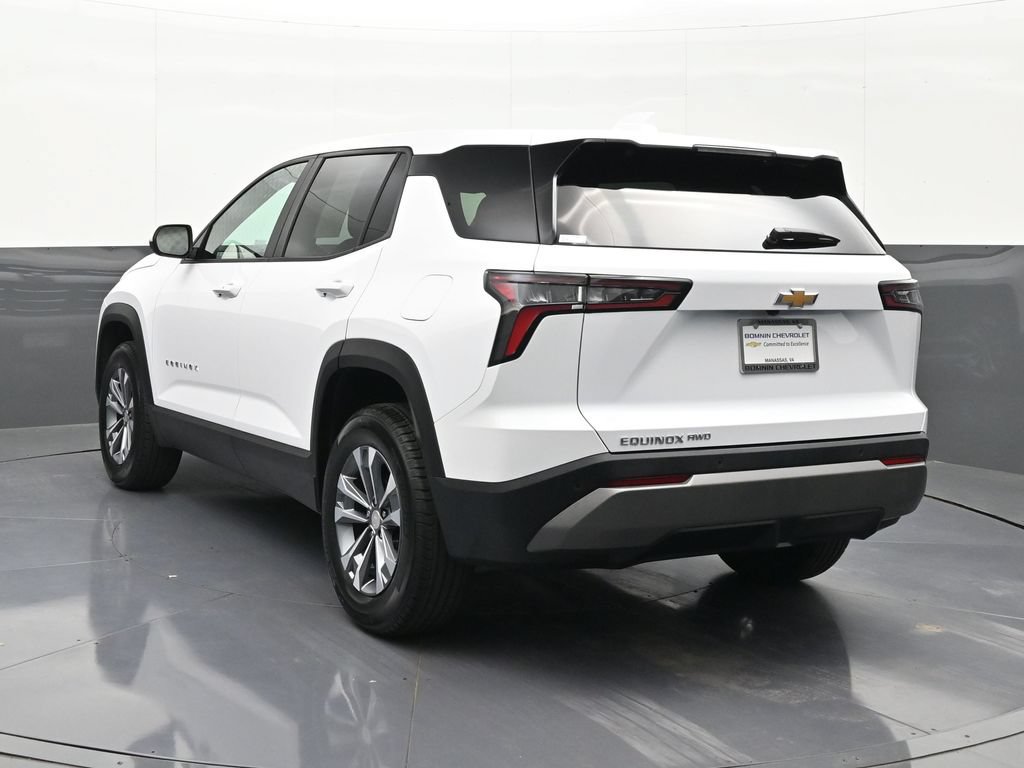 Certified 2026 Chevrolet Equinox LT AWD/4WD image 3