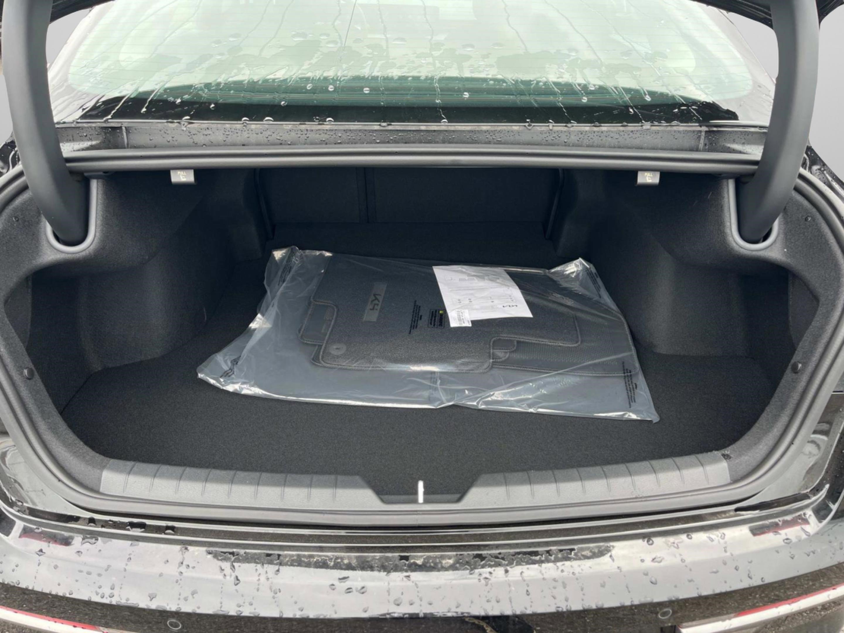 New 2026 Kia K5 LXS image 12