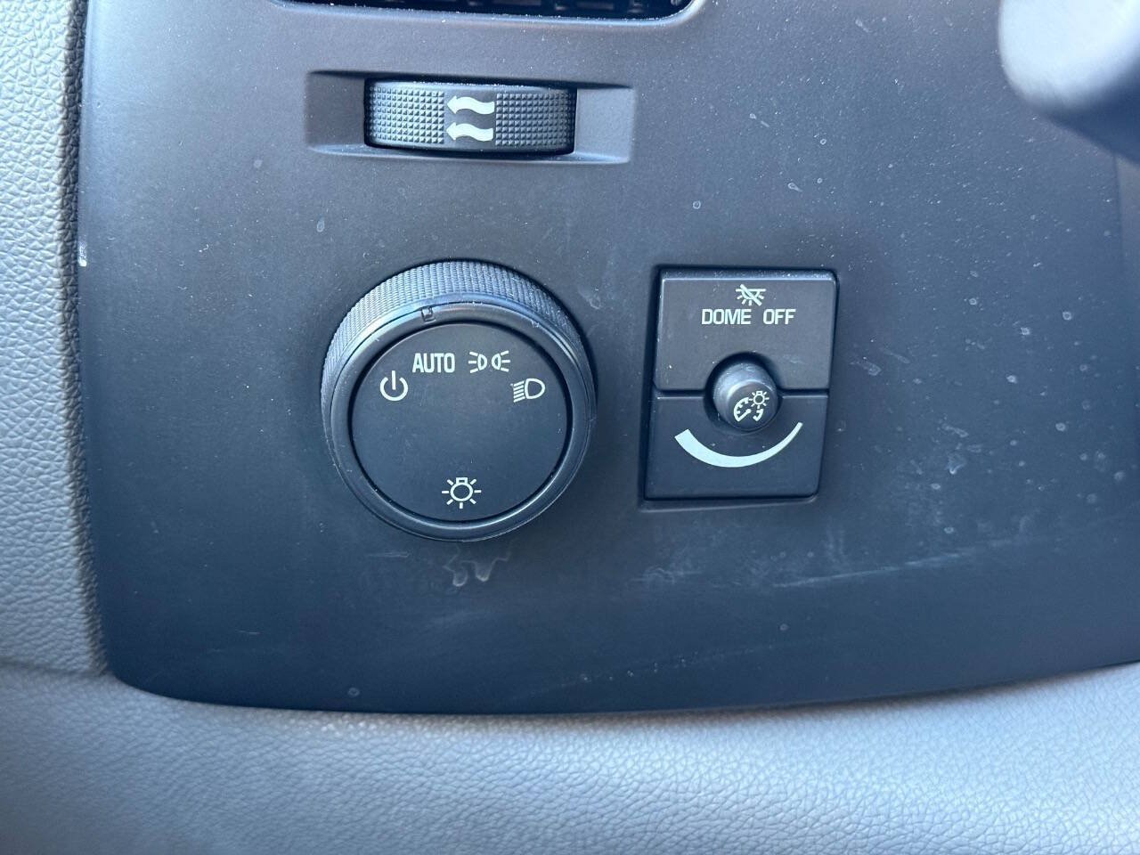 Used 2009 GMC Sierra 1500 W/T RWD image 10