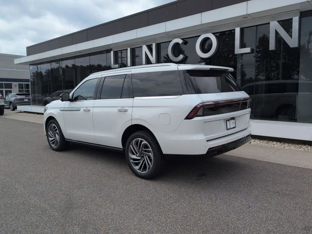 New 2026 Lincoln Navigator Reserve AWD/4WD image 3