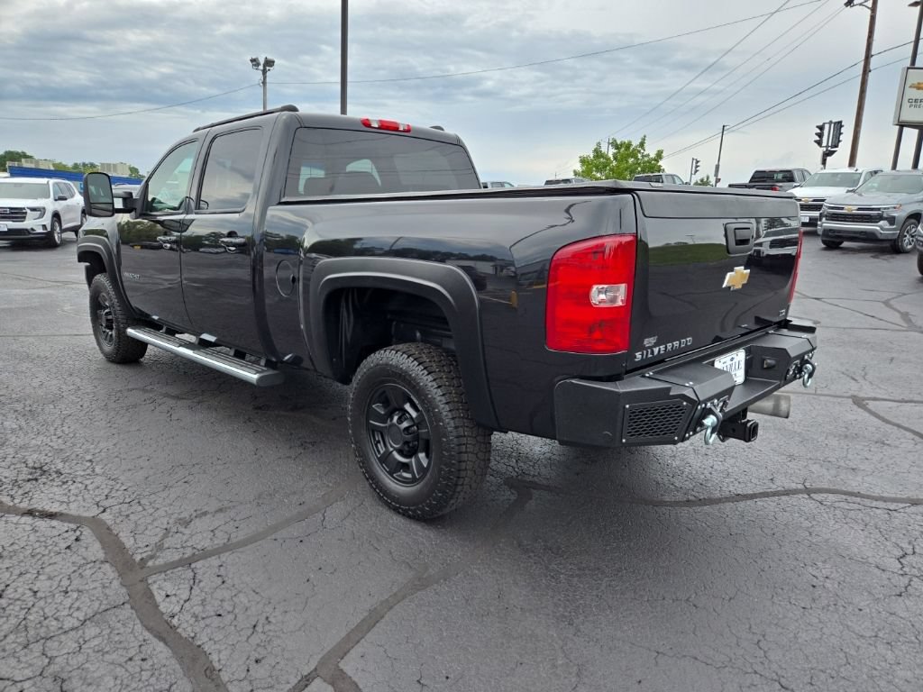 Used 2010 Chevrolet Silverado 2500 LTZ w/ Convenience Package AWD/4WD image 5