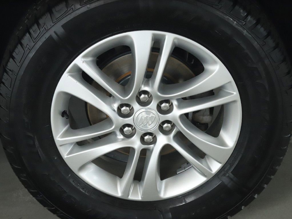 Used 2018 Buick Enclave Essence FWD image 40
