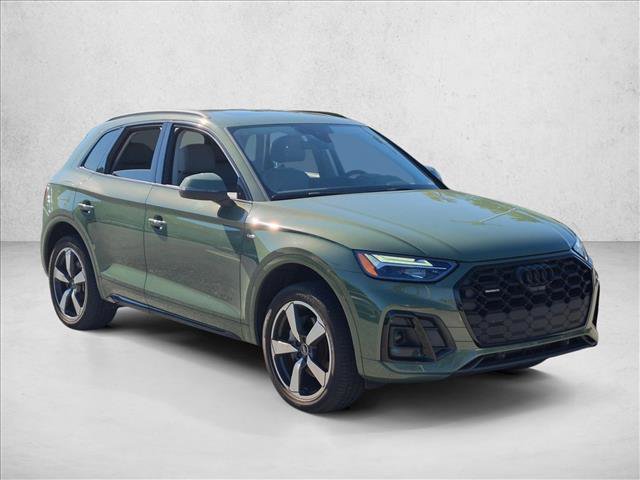 Used 2023 Audi Q5 2.0T Premium Plus w/ Premium Plus Package AWD/4WD image 3