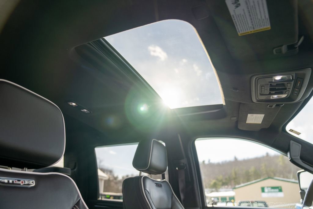 Used 2024 GMC Sierra 2500 AT4X image 16