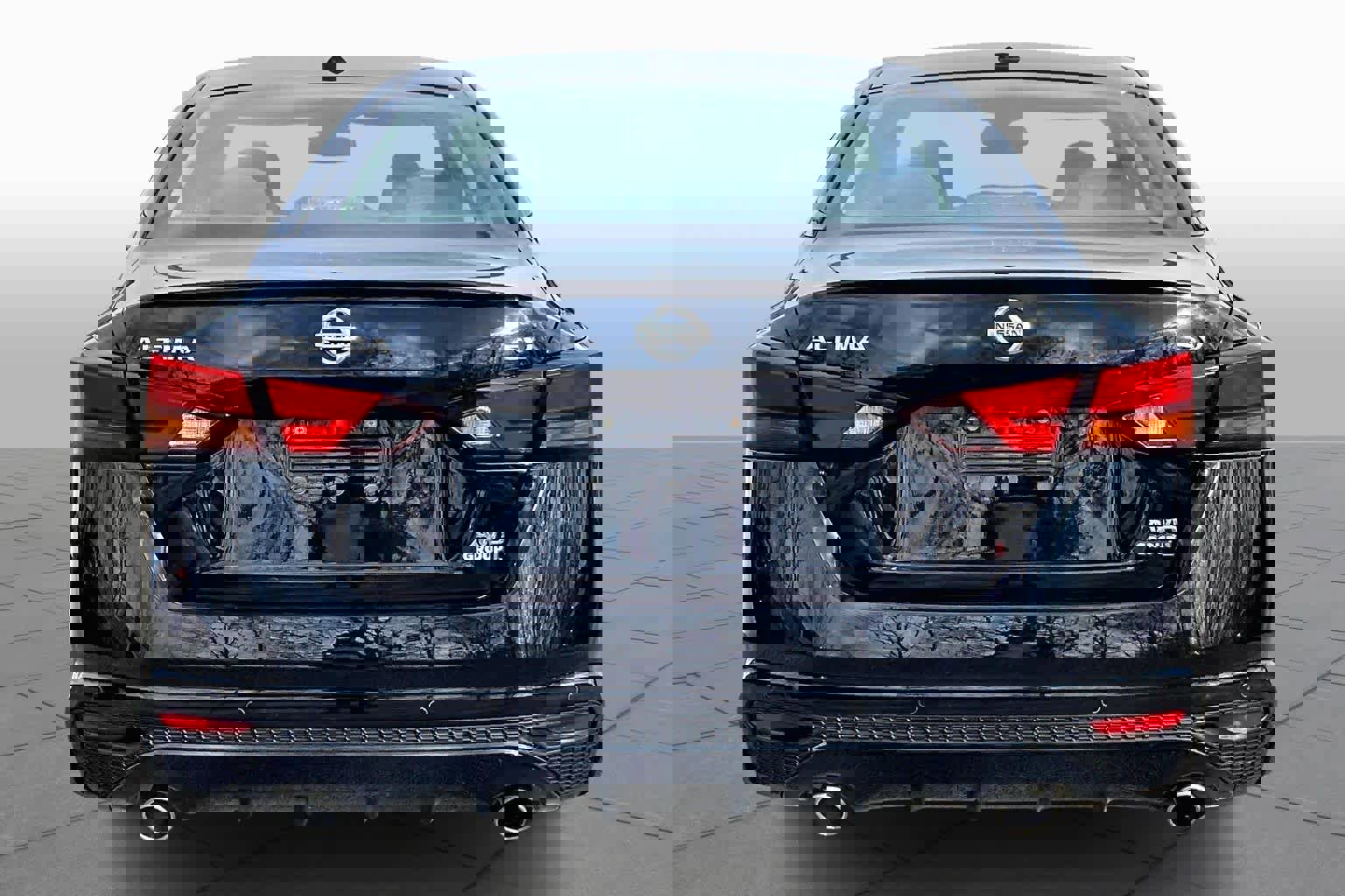 Used 2020 Nissan Altima 2.5 SV image 5