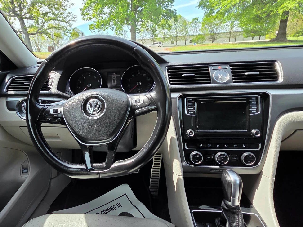 Used 2017 Volkswagen Passat 1.8T R-Line image 21