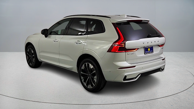 New 2026 Volvo XC60 B5 Plus w/ Protection Package Premier AWD/4WD image 5