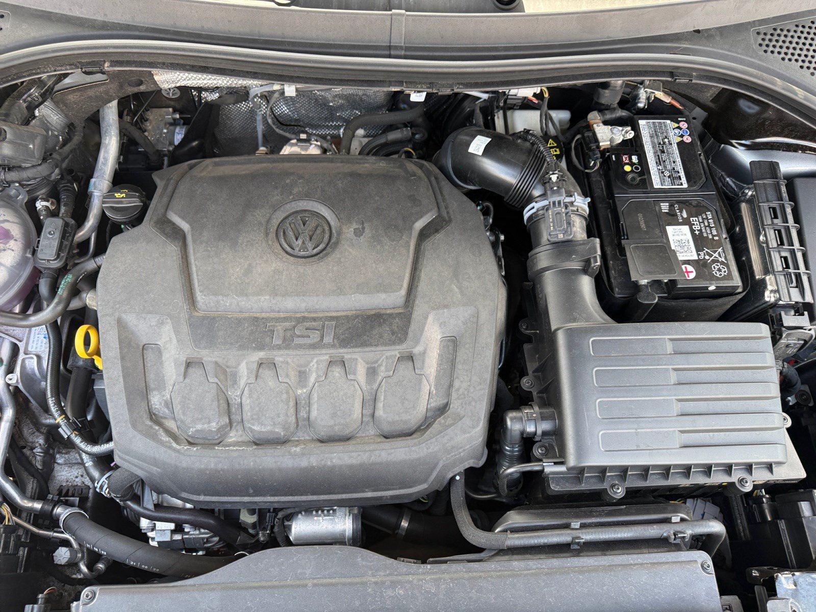 Used 2023 Volkswagen Tiguan SE AWD/4WD image 21