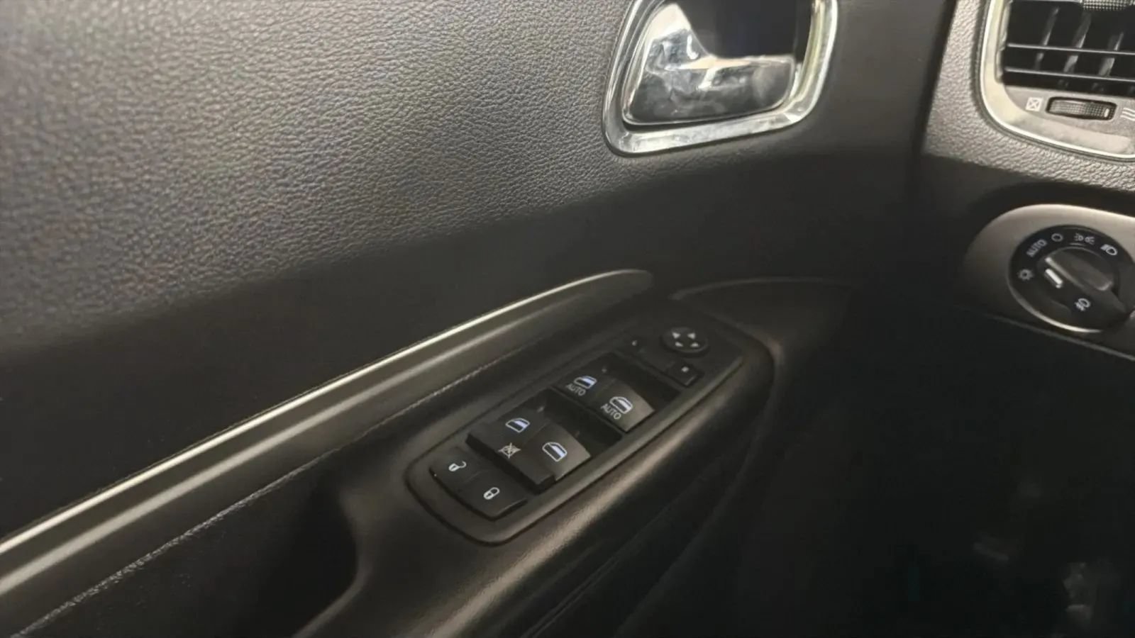 Used 2012 Dodge Durango SXT RWD image 14
