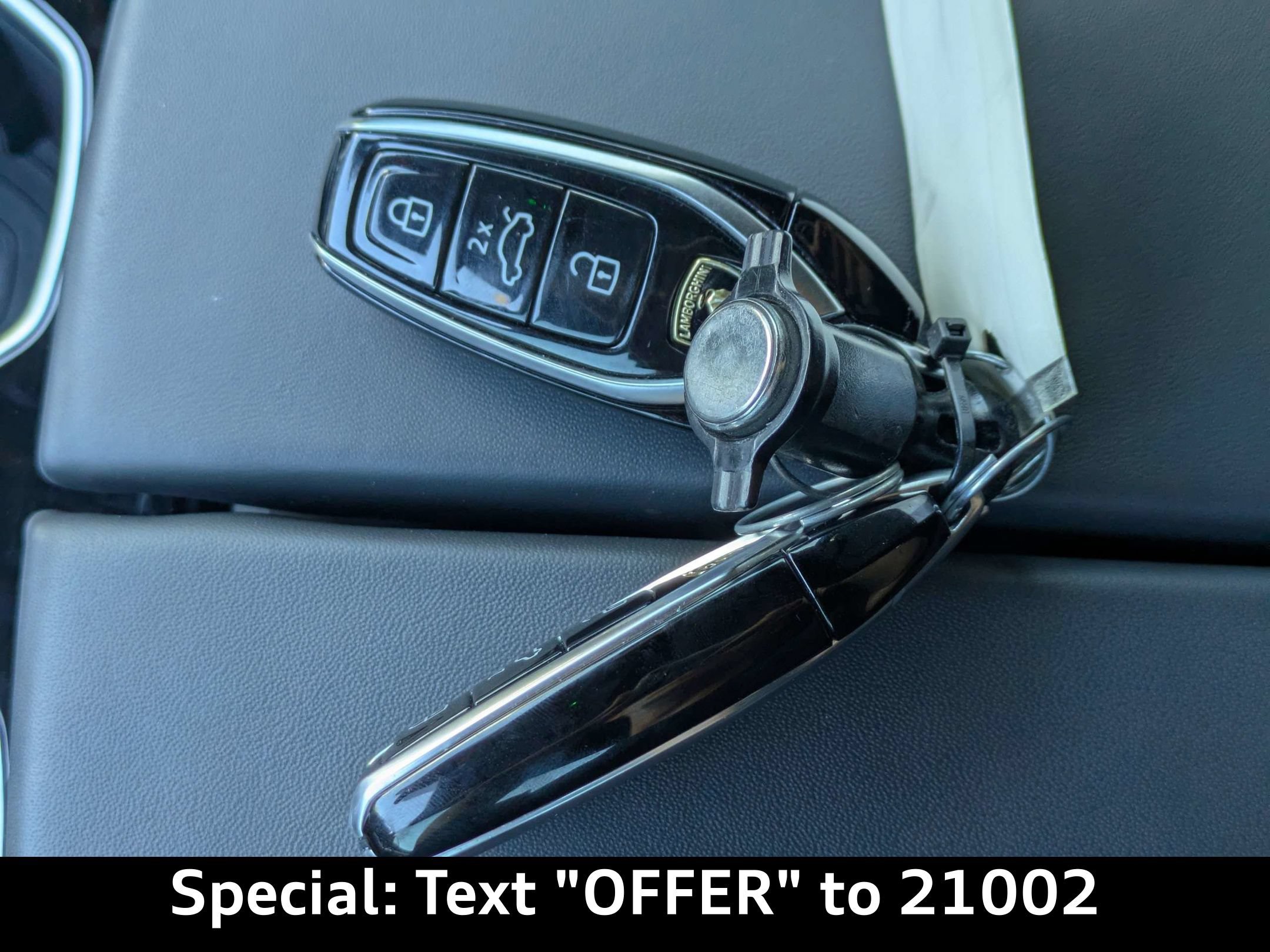Used 2021 Lamborghini Urus AWD/4WD image 38