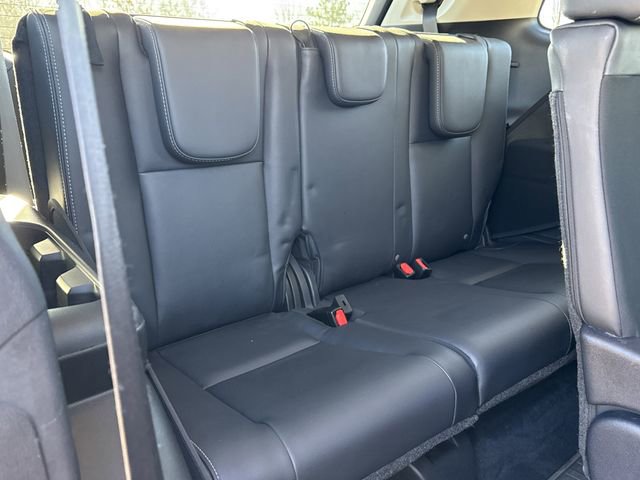 Used 2022 Subaru Ascent Limited image 18