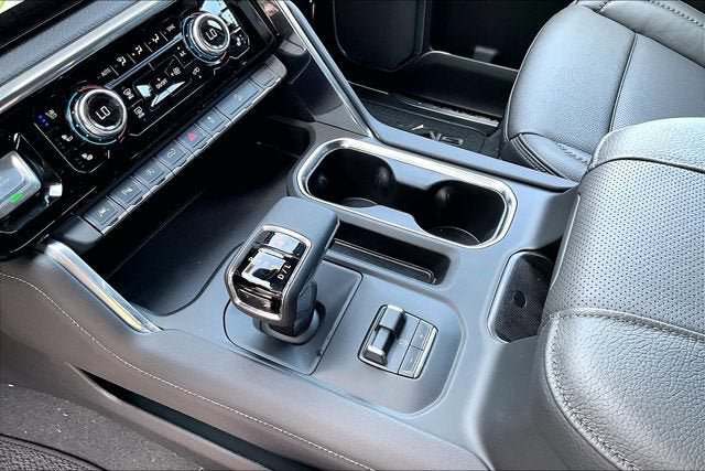 New 2026 GMC Sierra 1500 Denali w/ Technology Package AWD/4WD image 9