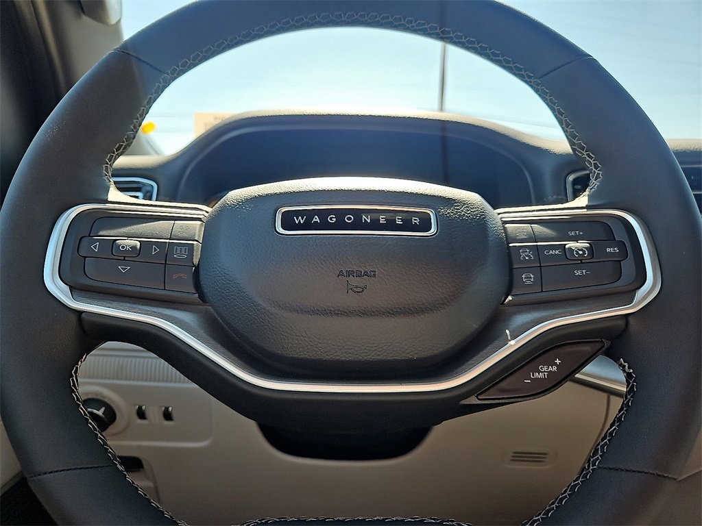 New 2025 Jeep Wagoneer Base image 19