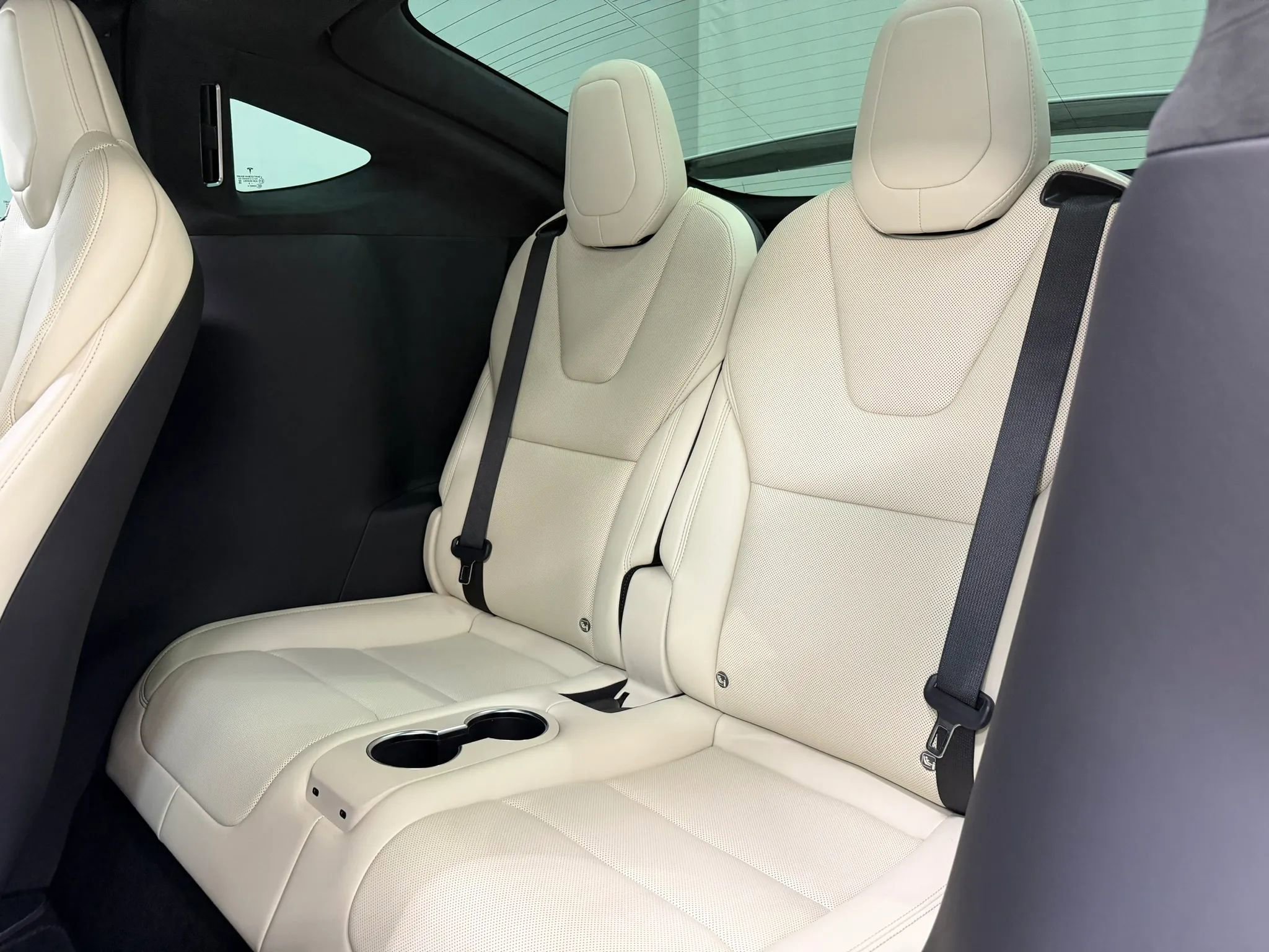 Used 2026 Tesla Model X Sport Utility 4D image 19