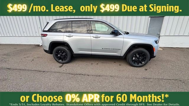 New 2025 Jeep Grand Cherokee Altitude image 4