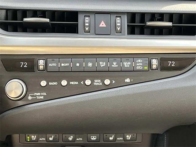 Used 2021 Lexus ES 350 Ultra Luxury w/ Accessory Package 2 image 16