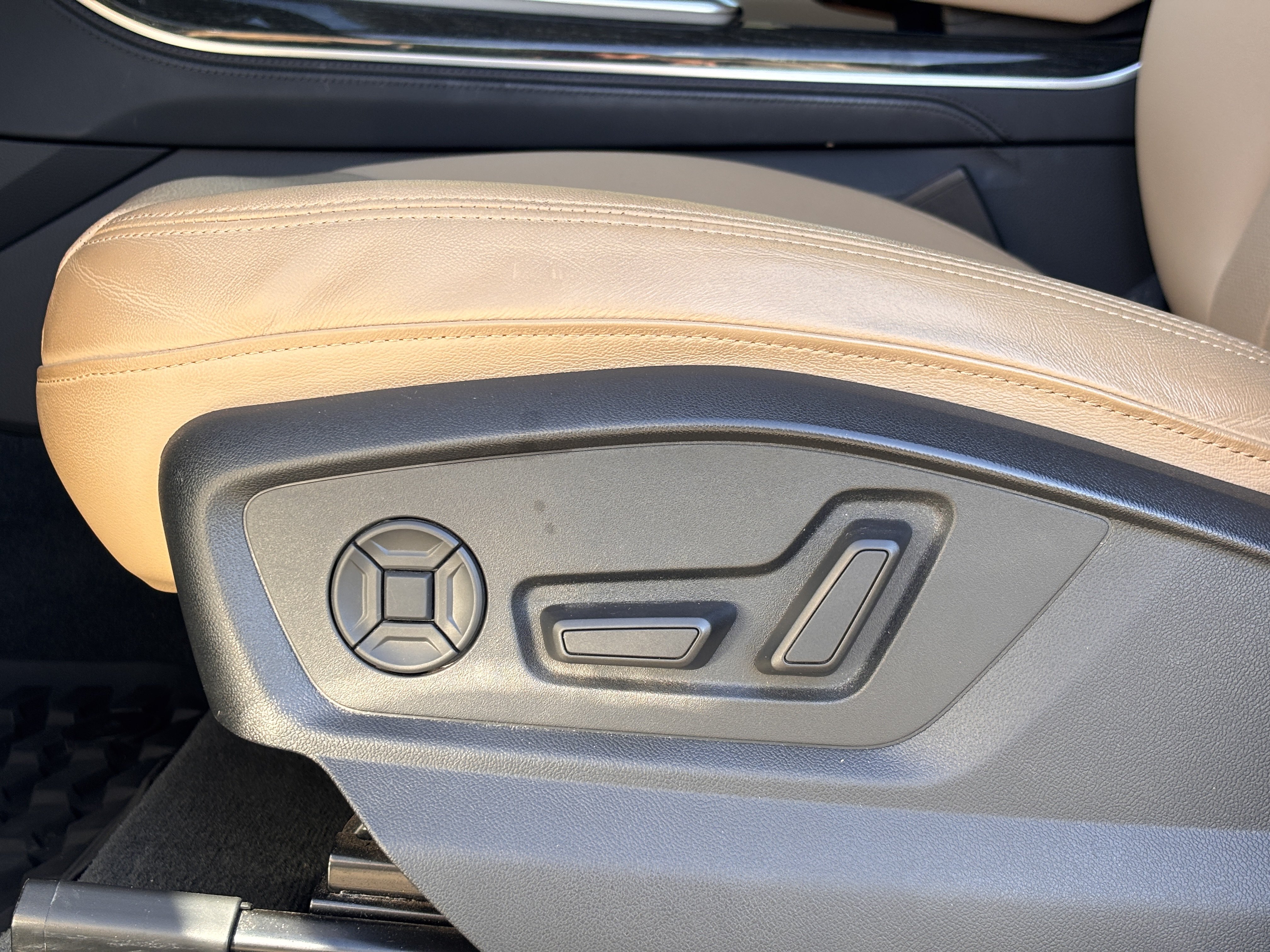 Used 2022 Audi Q7 3.0T Prestige AWD/4WD image 31