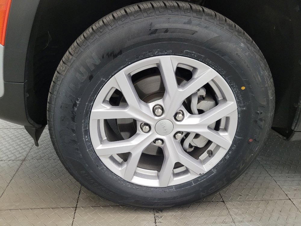 Used 2022 Jeep Grand Cherokee Limited RWD image 31