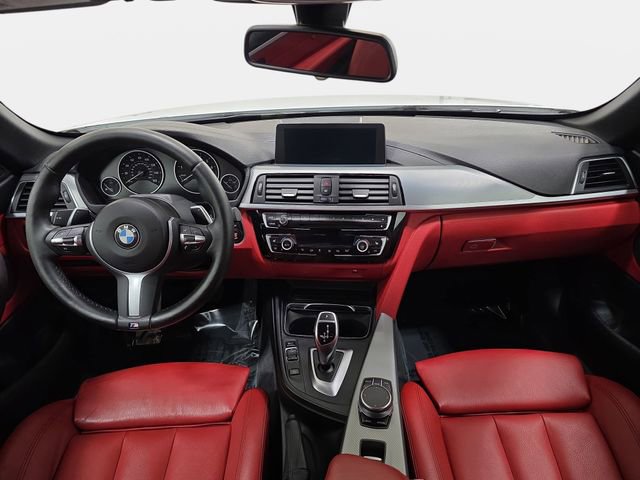 Used 2019 BMW 430i Convertible image 10