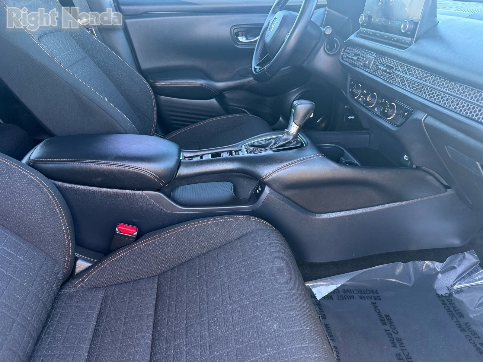 Used 2025 Honda HR-V Sport image 30