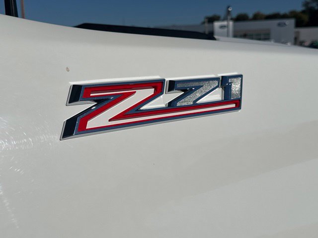 Used 2022 Chevrolet Silverado 2500 LTZ w/ Z71 Chrome Sport Edition AWD/4WD image 8