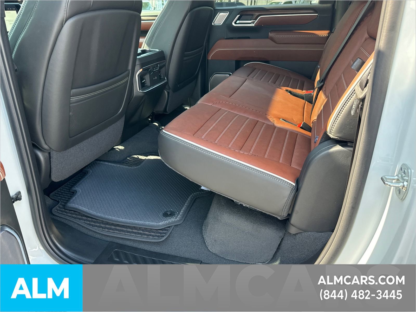 Used 2025 GMC Sierra 3500 Denali Ultimate image 24