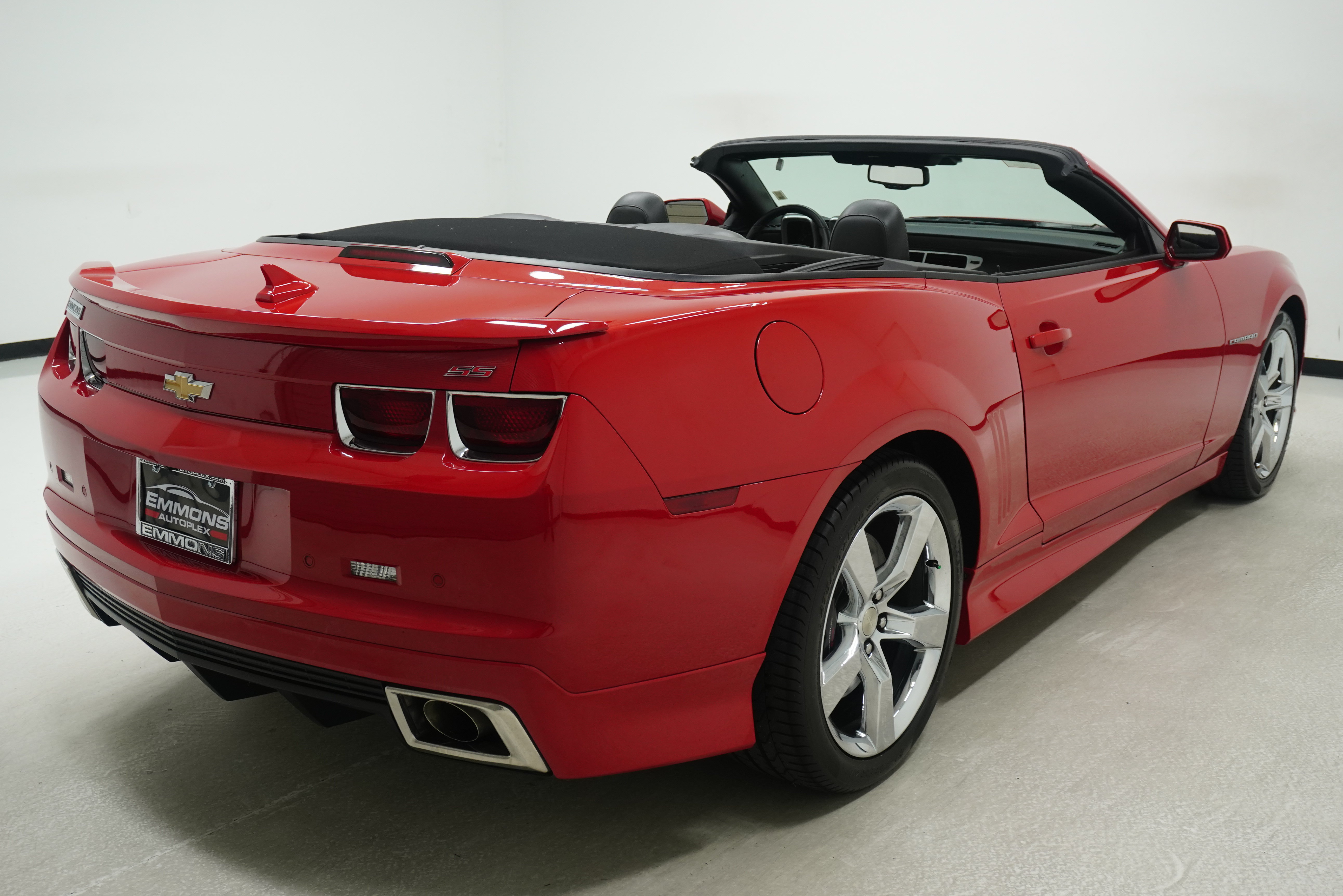 Used 2012 Chevrolet Camaro SS w/ RS Package RWD image 9