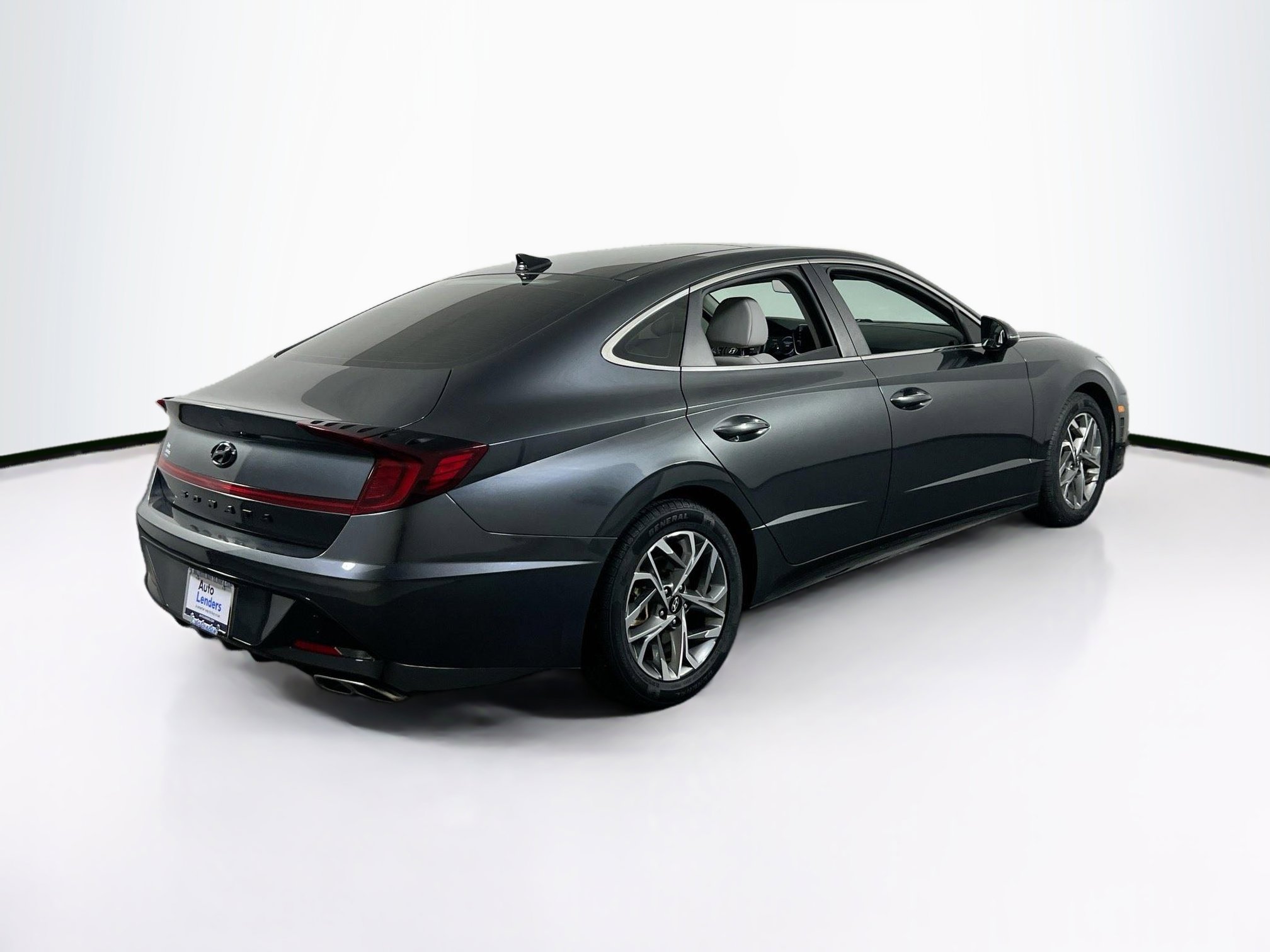 Used 2023 Hyundai Sonata SEL w/ Convenience Package image 5