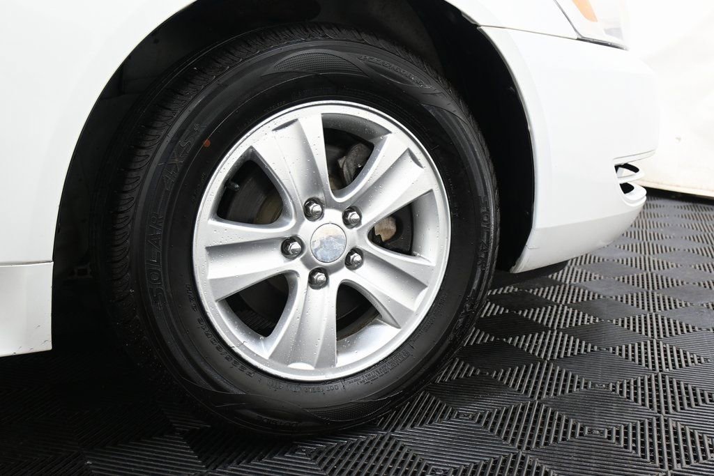 Used 2014 Chevrolet Impala Limited LS image 30