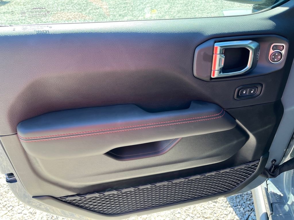 New 2025 Jeep Wrangler Unlimited Rubicon image 9