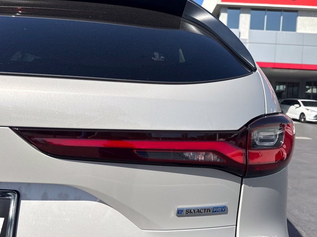 Used 2024 MAZDA CX-90 Plug-In Hybrid w/ Premium Pkg AWD/4WD image 14