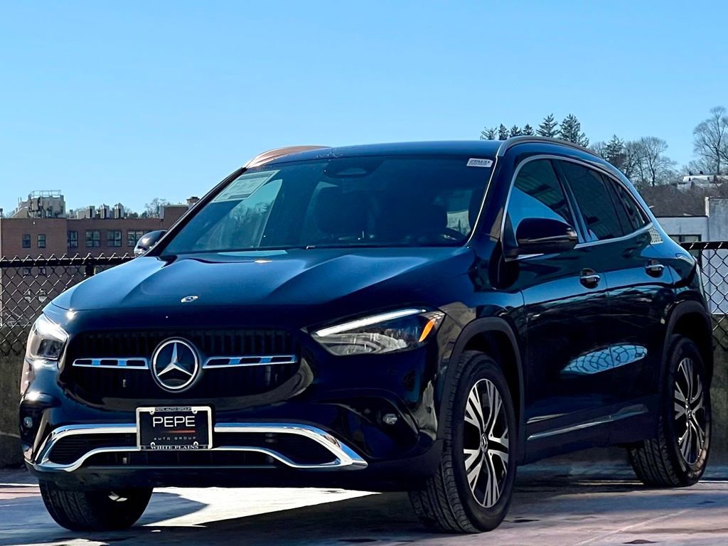 Certified 2026 Mercedes-Benz GLA 250 4MATIC image 4