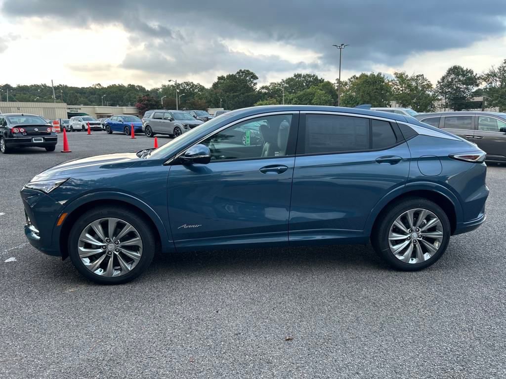 New 2025 Buick Envista Avenir image 3